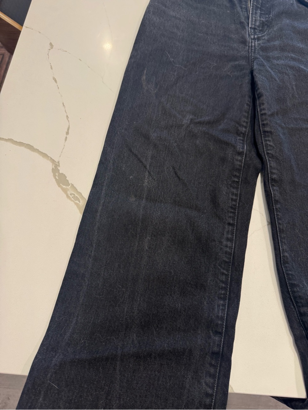 Mid-Rise Straight Jeans in Black - Picture 4 of 4